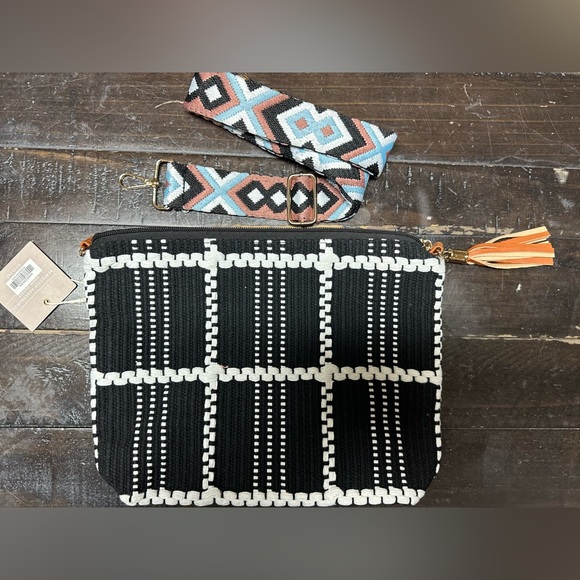NWT Black & White Crossbody Bag with Interchangeable Strap - Picture 1 of 4